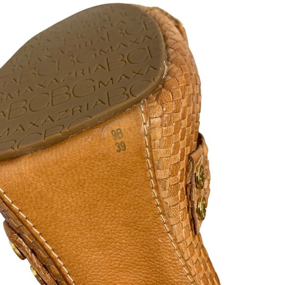 BCBG MAX AZRIA Women's Beige Weaved Leather Cone Heel Mules Size 9 EUR 39 NWOT - Picture 8 of 8